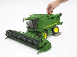 BRUDER 02132 - John Deere Mähdrescher T670i -Tonies Geschaft bruder 02132